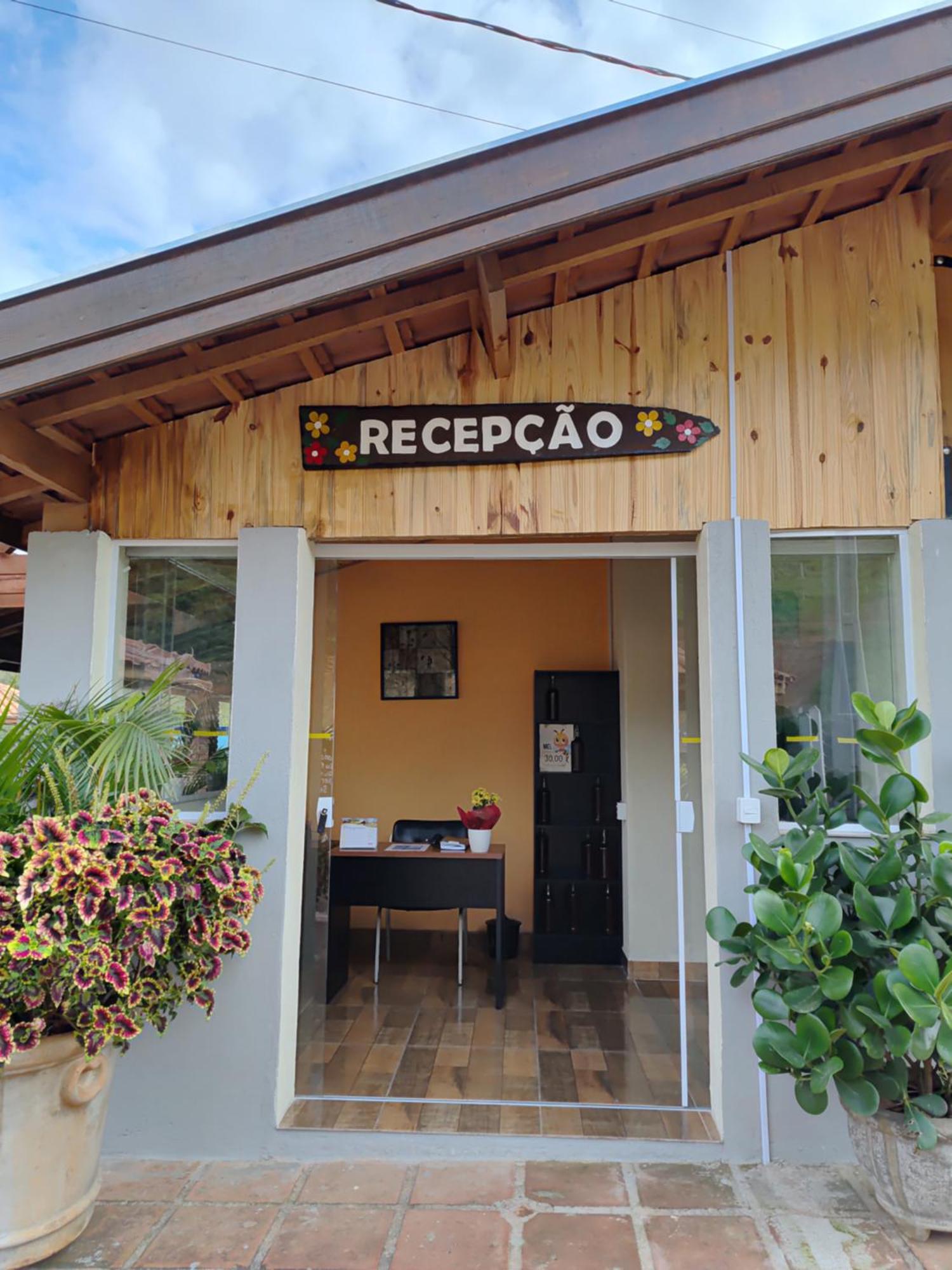 Pousada Irmaos Oliveira Lindóia 외부 사진